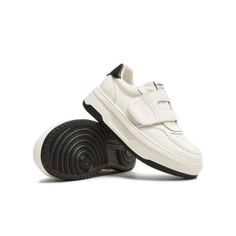 天美意2025秋新款休闲厚底百搭魔术贴潮流通勤女小白鞋KB080CM5