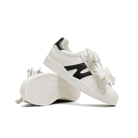 天美意2025夏新款休闲系带大蝴蝶结潮流韩系百搭女板鞋KB073BM5