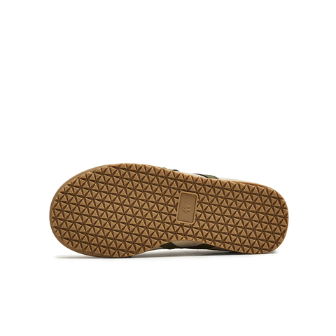 天美意2025秋新款休闲复古百搭运动滑板鞋外穿女德训鞋KG103CM5