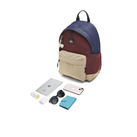 天美意2025秋新款商场同款休闲百搭出游户外女双肩包X3139CX5