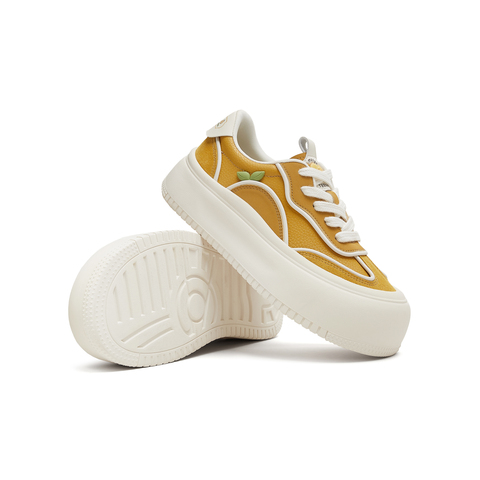 天美意2025秋新款商场同款休闲系带厚底百搭增高女板鞋CDR23CM5