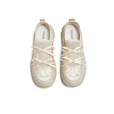 天美意2025秋新款时尚芭蕾鞋一脚蹬百搭日常女轻跑鞋KD105CM5