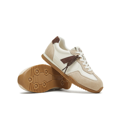 天美意2025秋新款运动休闲时尚百搭女阿甘德训鞋BL131CM5