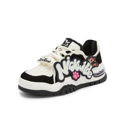 天美意2025秋新款商场同款疯狂动物城联名面包鞋女板鞋CNE30CM5