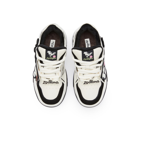 天美意2025秋新款商场同款疯狂动物城联名面包鞋女板鞋CNE30CM5