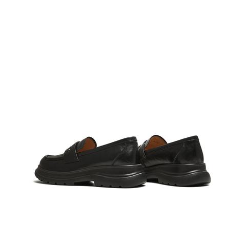 天美意2025秋新款厚底百搭纯色jk风小个子女乐福鞋KE079CM5