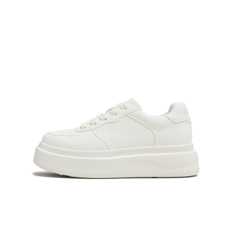 天美意2025秋新款休闲系带百搭厚底纯色通勤女小白鞋KB085CM5