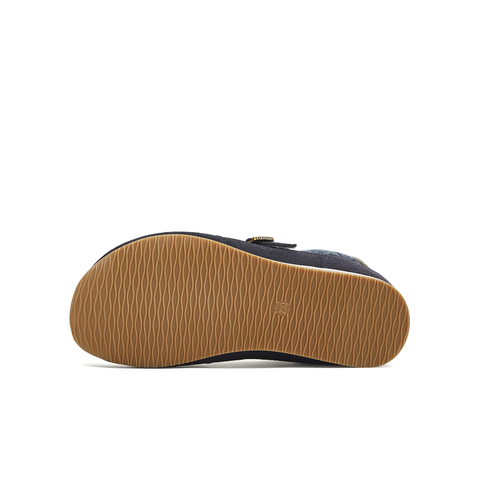 天美意2025冬新款商场同款玩具总动员联名休闲女德训鞋KG135DM5