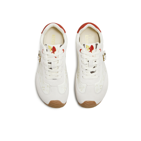 天美意2025冬新款商场同款玩具总动员联名休闲女德训鞋KG135DM5