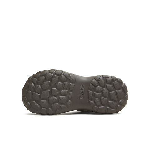 天美意2025冬新款商场同款玩具总动员联名女户外运动鞋CF923DM5