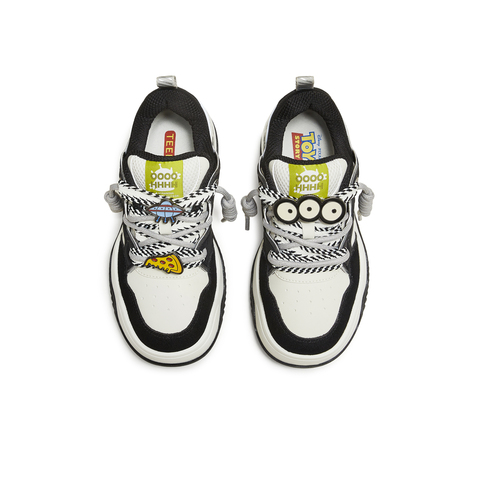 天美意2025冬新款商场同款玩具总动员联名板鞋女休闲鞋CIH23DM5