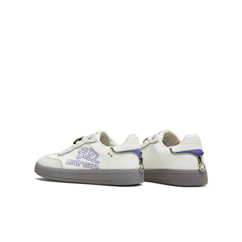 天美意2025冬新款商场同款玩具总动员联名复古男德训鞋3WQ01DM5