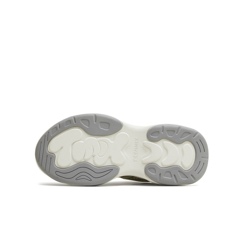 天美意2025冬新款商场同款玩具总动员联名运动女老爹鞋CDG20DM5