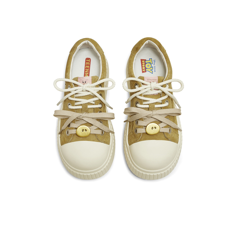 天美意2025冬新款商场同款玩具总动员联名大头鞋女板鞋CE120DM5