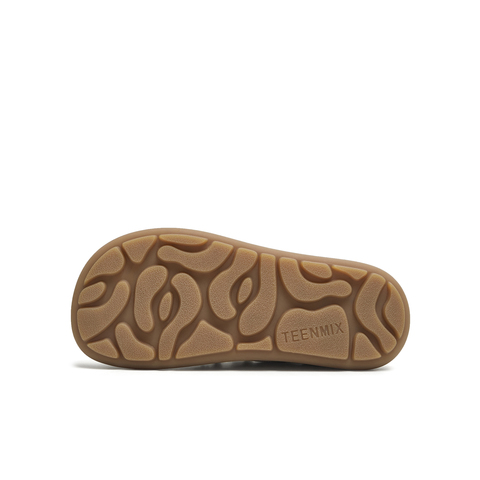 天美意2025秋新款商场同款休闲纯色百搭舒适女袋鼠鞋CER23CM5