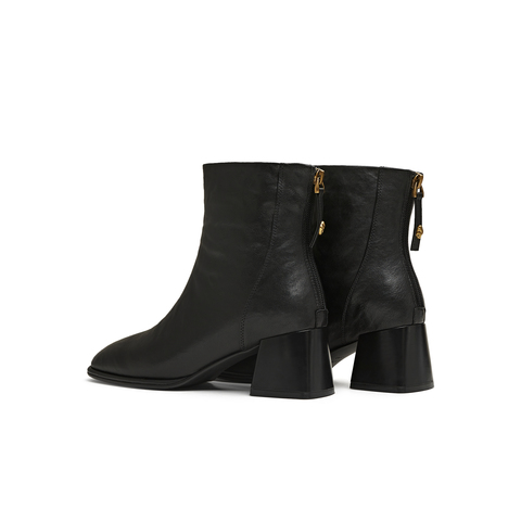 天美意2025冬新款商场同款简约气质时装靴百搭女短靴BM011DD5