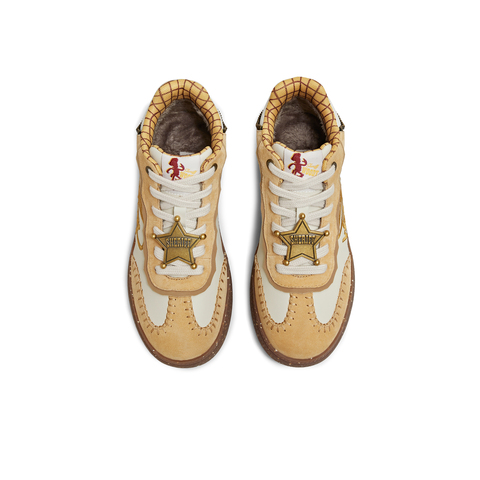 天美意2025冬新款商场同款玩具总动员联名复古女德训鞋CEL40DD5