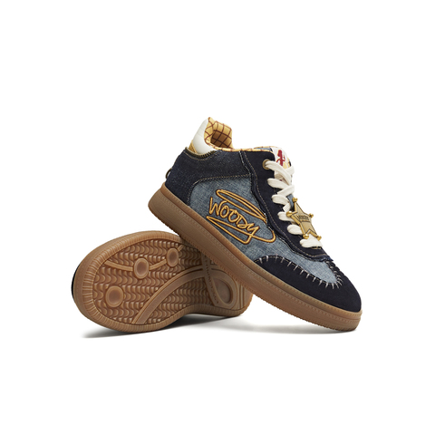 天美意2025冬新款商场同款玩具总动员联名复古女德训鞋CEL40DD5