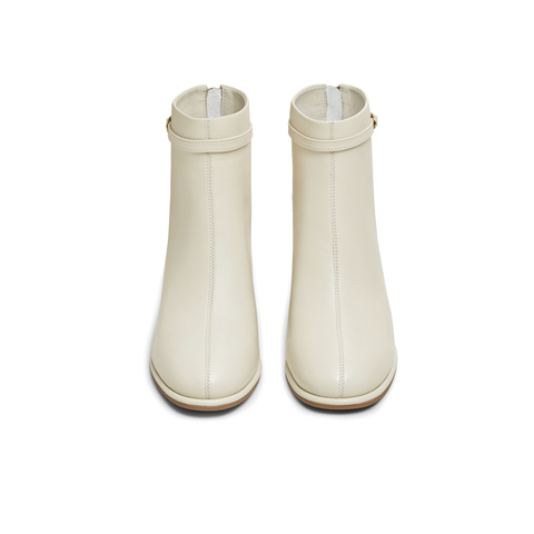 天美意2025冬新款商场同款气质优雅短筒靴简约女时装靴BK032DD5