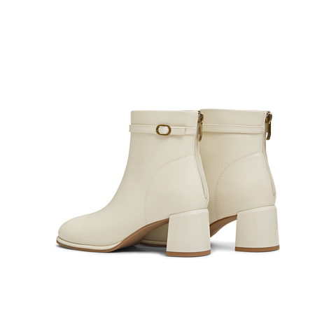 天美意2025冬新款商场同款气质优雅短筒靴简约女时装靴BK032DD5