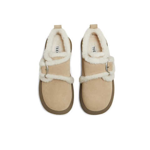 天美意2025冬新款毛绒保暖潮流复古纯色圆头女勃肯鞋KMZ27DM5