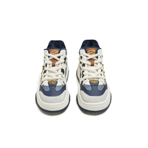 天美意2025冬新款商场同款玩具总动员联名板鞋女休闲鞋CIZ45DD5