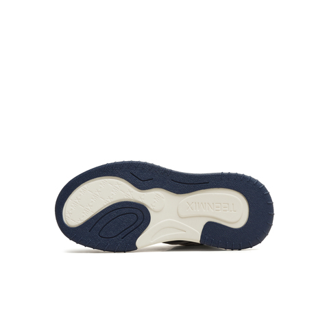 天美意2025冬新款商场同款玩具总动员联名板鞋女休闲鞋CIZ45DD5