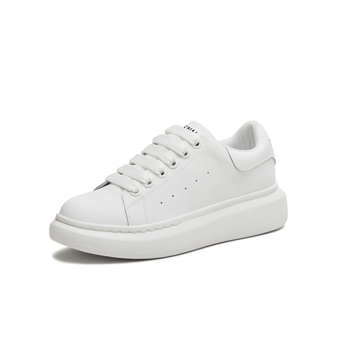 天美意2025秋新款小白鞋厚底系带纯色运动通勤女板鞋KB105CM5