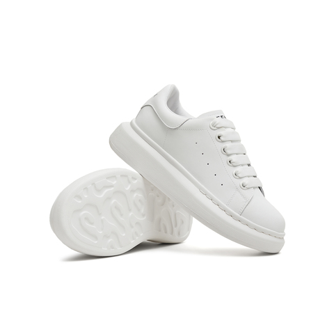 天美意2025秋新款小白鞋厚底系带纯色运动通勤女板鞋KB105CM5