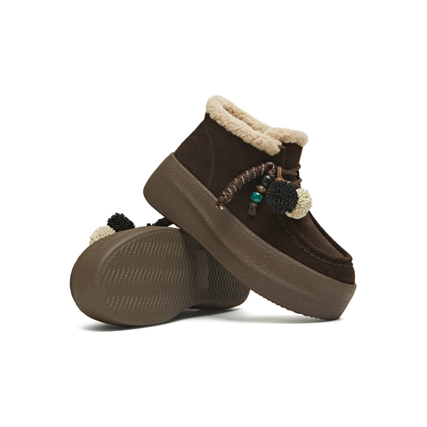 天美意2025冬新款保暖短靴复古挂饰纯色厚底女雪地靴KXD62DM5