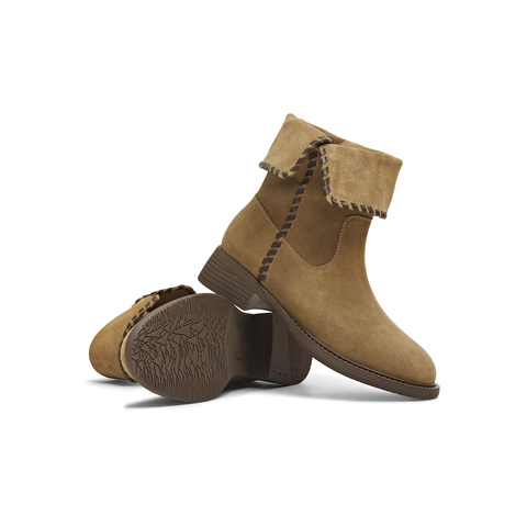 天美意2025冬新款纯色百搭复古翻短靴堆堆靴户外女西部靴KXZ17DZ5