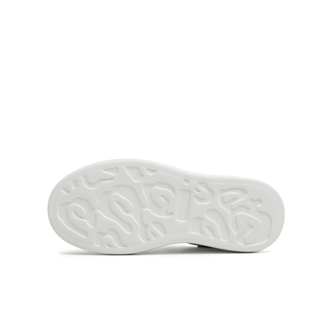 天美意2025秋新款小白鞋厚底系带纯色运动通勤女板鞋KB105CM5