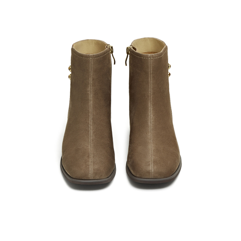 天美意2025冬新款厚底百搭靴子潮流复古通勤女时装靴KNZ19DD5