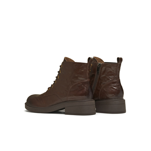 天美意2025冬新款休闲系带复古百搭厚底显瘦女马丁靴CNG47DD5