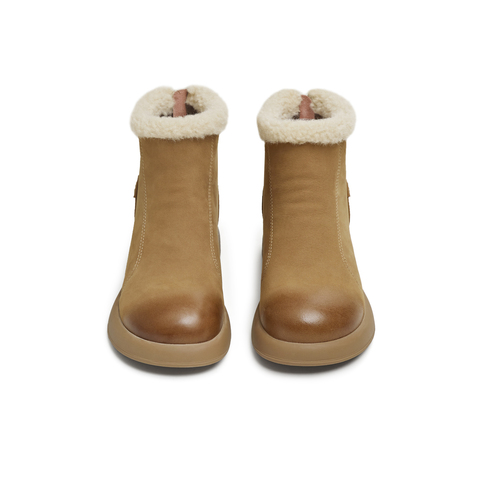 天美意2025冬新款百搭靴子短靴复古纯色保暖女时装靴KNZ20DD5