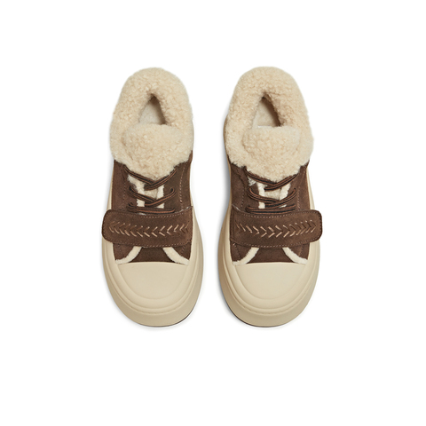 天美意2025冬新款休闲运动纯色百搭潮流低帮厚底女板鞋KB100DM5