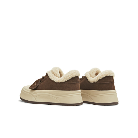 天美意2025冬新款休闲运动纯色百搭潮流低帮厚底女板鞋KB100DM5