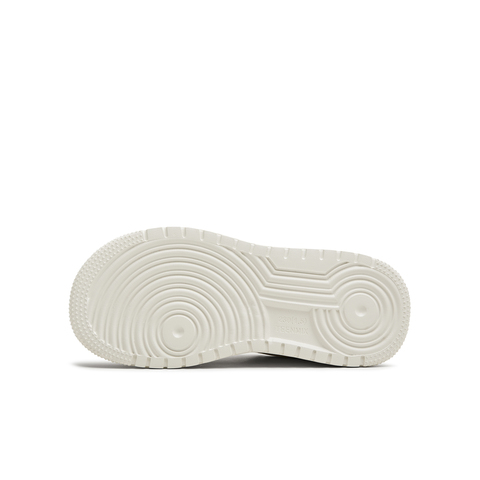 天美意2025秋新款运动休闲百搭透气厚底小白鞋女板鞋KD095CM5