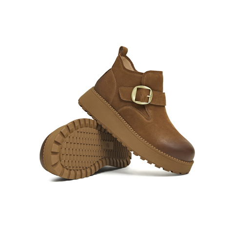 天美意2025冬新款复古纯色圆头厚底百搭潮流女时装靴KNZ28DD5