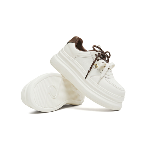 天美意2026春新款商场同款厚底纯色双鞋带小白鞋女板鞋BM461AM6