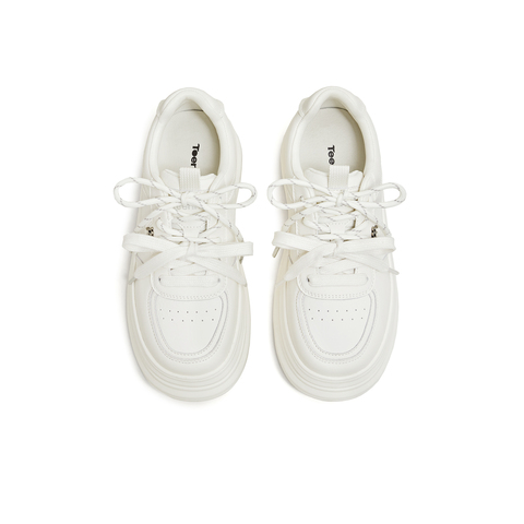 天美意2026春新款商场同款厚底纯色双鞋带小白鞋女板鞋BM461AM6