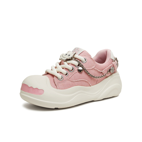 天美意2026春新款商场同款小猫小狗挂件复古百搭女板鞋CIK27AM6