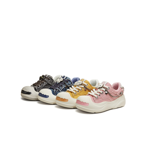 天美意2026春新款商场同款小猫小狗挂件复古百搭女板鞋CIK27AM6