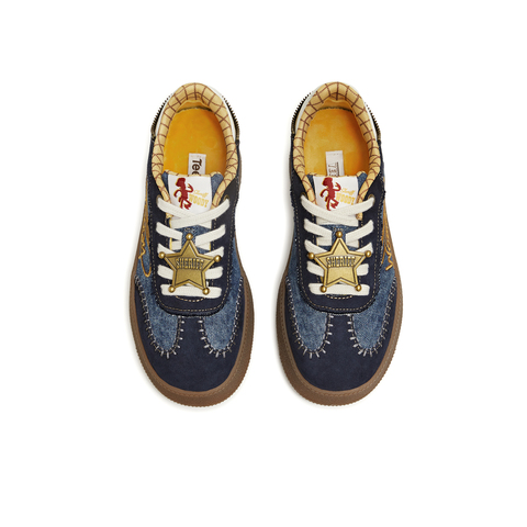 天美意2026春新款商场同款玩具总动员联名复古女德训鞋KG147AM6