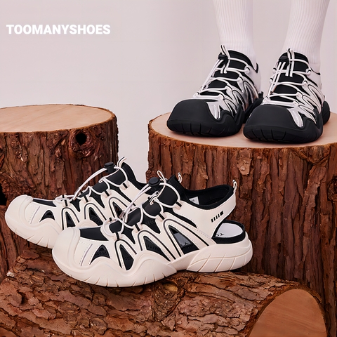 Toomanyshoes女鞋2024新款打水仗橡胶鞋头踢不烂后空银色包头凉鞋